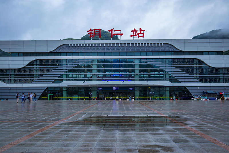 義烏市到銅仁物流專線-工程項目貨物運(yùn)輸專線「資質(zhì)齊全」